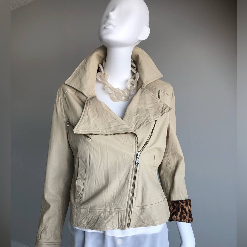 Kenna-T Butter cream Leather Jacket / Cheetah print lining Sz L